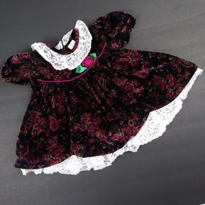 3/25$ Baby togs vtg velvet lace 12M Dress floral